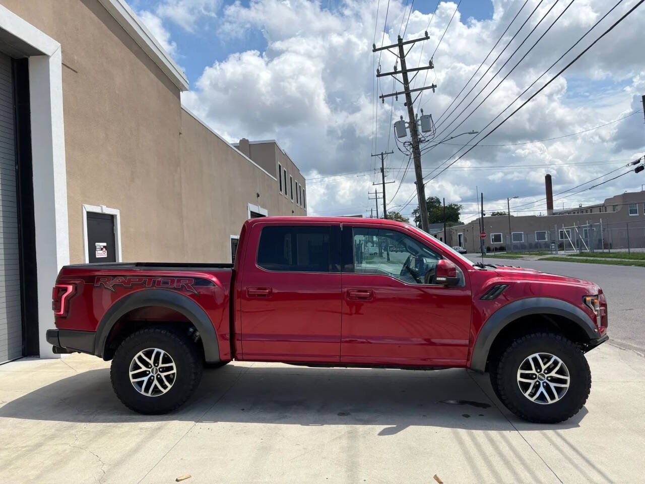 Used 2018 Ford F150 Raptor w/ Equipment Group 802A Luxury AWD/4WD image 8
