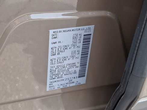 Certified 2023 Nissan Pathfinder Platinum w/ Cargo Package AWD/4WD image 30