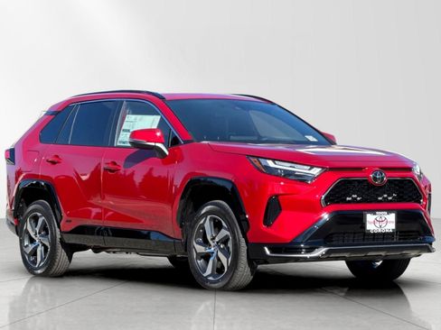 New 2025 Toyota RAV4 SE image 1
