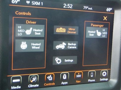Used 2021 Jeep Wrangler Unlimited Rubicon w/ Dual Top Group AWD/4WD image 26