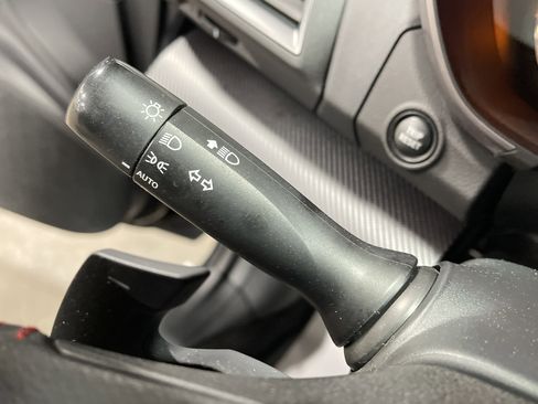 Used 2022 Subaru Impreza 2.0i Sport image 19