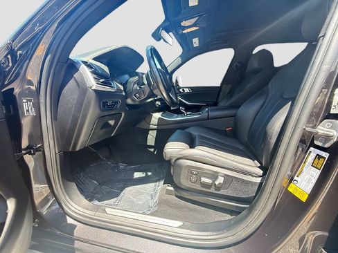 Used 2022 BMW X5 sDrive40i w/ Premium Package RWD image 23