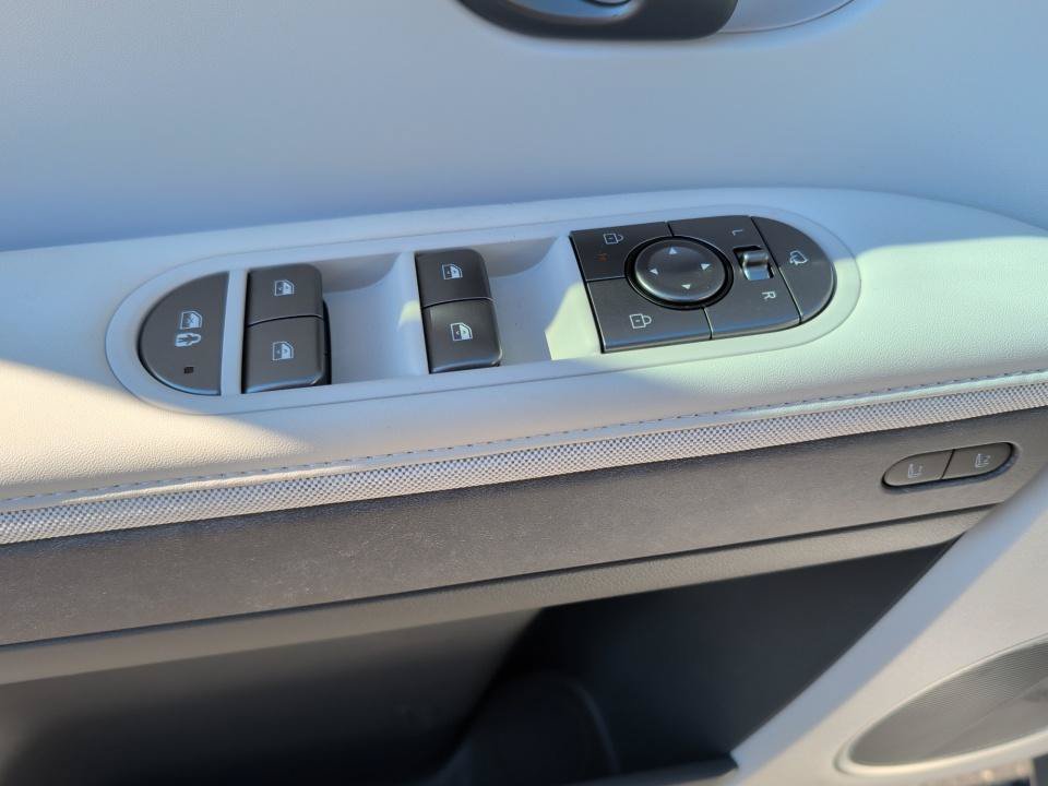 New 2027 Hyundai Ioniq 5 Limited RWD image 32
