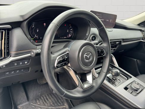Used 2024 MAZDA CX-90 Plug-In Hybrid w/ Premium Pkg AWD/4WD image 18