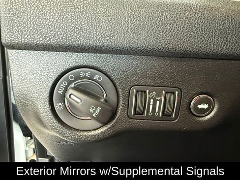 Certified 2023 Chrysler 300 S w/ Comfort Group RWD image 21
