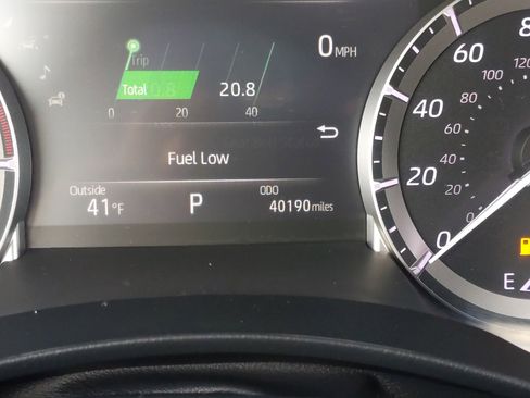 Certified 2022 Toyota Highlander Platinum image 22