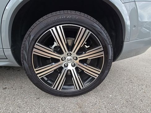 Used 2025 Volvo XC90 B6 Plus w/ Protection Package Premier image 11