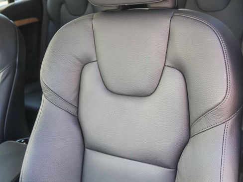 Used 2024 Volvo XC90 T8 Plus w/ Protection Package Premier image 28