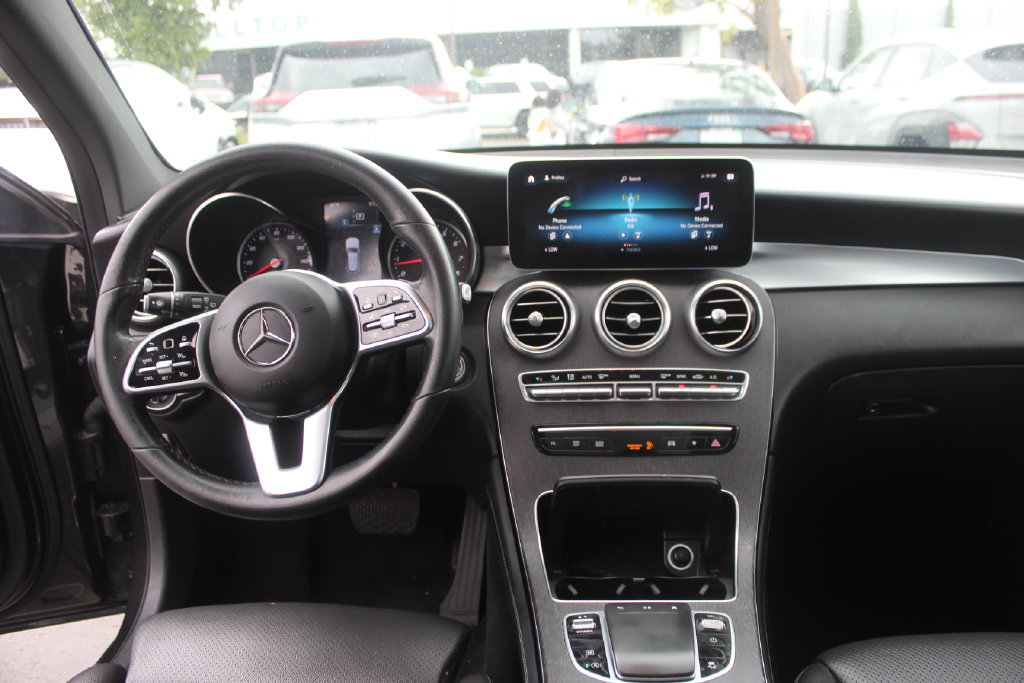Used 2020 Mercedes-Benz GLC 300 image 20