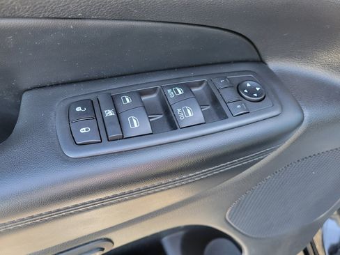 Used 2020 Jeep Grand Cherokee Limited X image 20