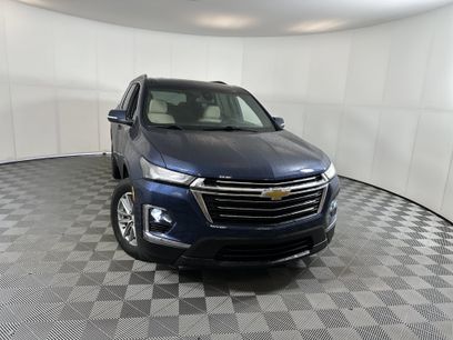 Certified 2022 Chevrolet Traverse LT w/ LPO, Floor Liner Package