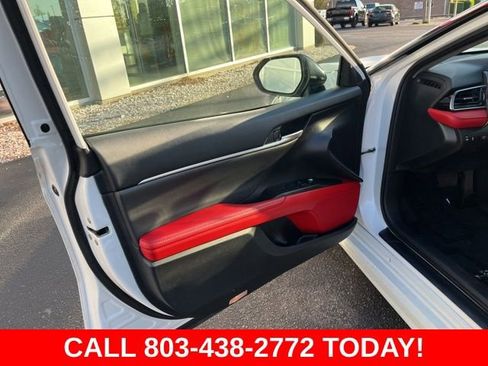 Used 2023 Toyota Camry XSE image 4