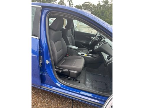 Used 2023 Chevrolet Malibu LT image 21