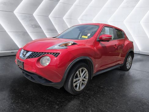 Used 2016 Nissan Juke SV w/ Technology Package FWD image 2