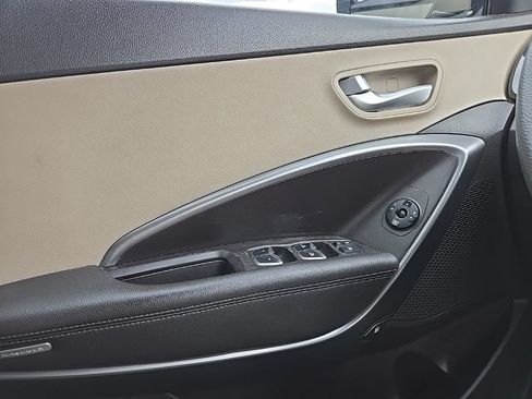 Used 2017 Hyundai Santa Fe Sport w/ Cargo Package AWD/4WD image 21