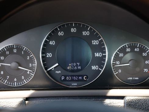 Used 2009 Mercedes-Benz CLK 350 Cabriolet image 25