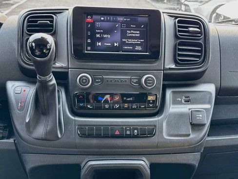Used 2023 RAM ProMaster 2500 FWD image 13