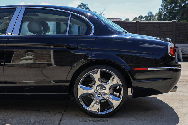 Used 2005 Jaguar S-TYPE 4.2 RWD image 4
