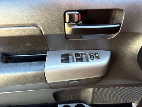 Used 2013 Toyota Tundra 4x4 Double Cab w/ Tow Pkg image 13