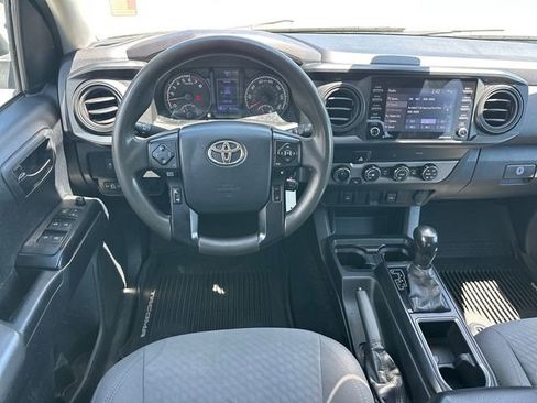 Used 2020 Toyota Tacoma SR AWD/4WD image 10