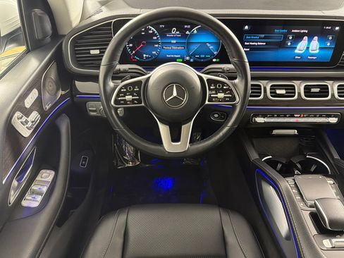 Used 2023 Mercedes-Benz GLS 450 4MATIC image 13