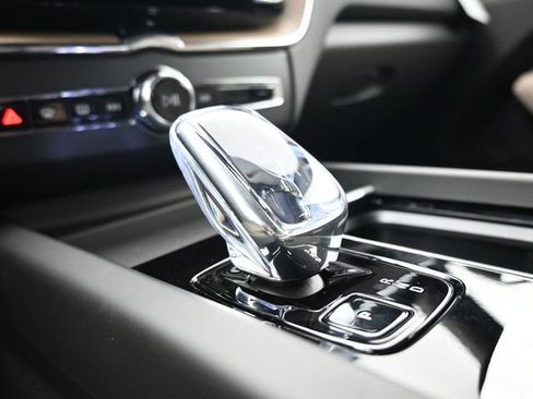 New 2026 Volvo XC60 B5 Plus w/ Protection Package Premier image 12