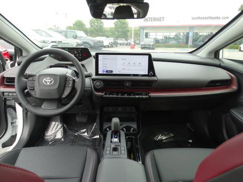 New 2026 Toyota Prius Plug-In Hybrid FWD image 15
