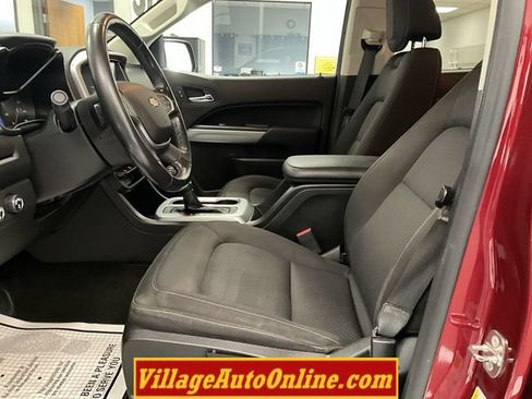 Used 2018 Chevrolet Colorado LT w/ LT Convenience Package AWD/4WD image 15