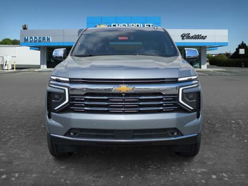 New 2026 Chevrolet Suburban Premier w/ Sun And Tow Package AWD/4WD image 2