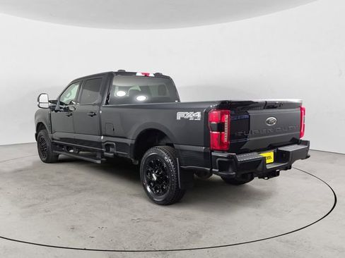 Certified 2025 Ford F350 Lariat w/ Black Appearance Package image 3