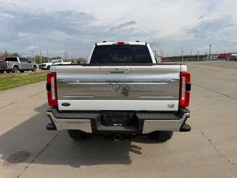 Used 2025 Ford F250 King Ranch w/ Tremor Off-Road Package AWD/4WD image 4
