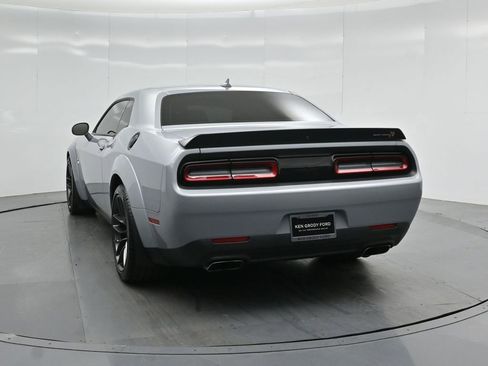 Used 2021 Dodge Challenger R/T Scat Pack RWD image 28
