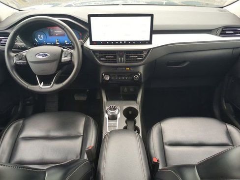 Used 2024 Ford Escape Platinum image 14