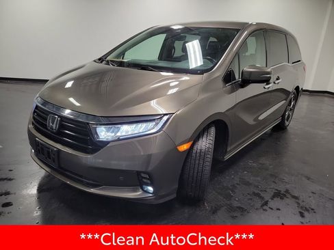 Used 2023 Honda Odyssey Elite image 4