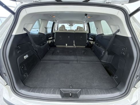 Used 2022 Subaru Ascent Premium w/ Convenience Package image 45