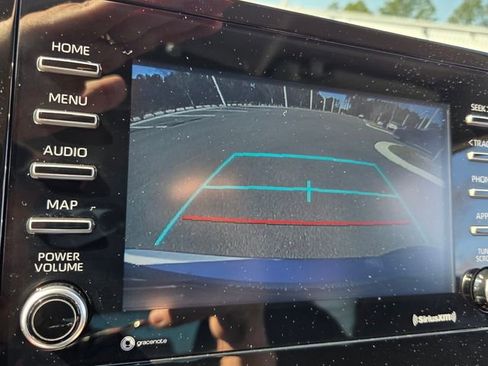 Used 2021 Toyota Camry SE image 23