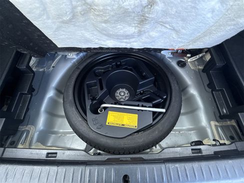 Used 2015 Lexus CT 200h image 41