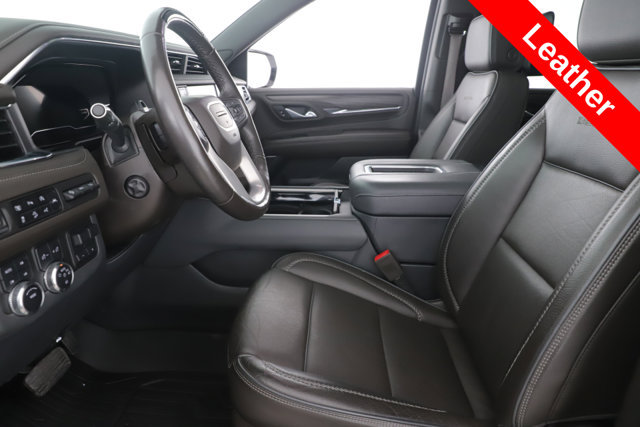 Used 2024 GMC Yukon Denali w/ Advanced Technology Package AWD/4WD image 17