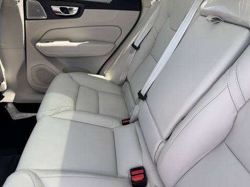 New 2026 Volvo XC60 B5 Ultra w/ Protection Package Premier image 18