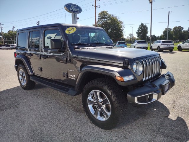 Used 2019 Jeep Wrangler Unlimited Sahara w/ Uconnect 4C Nav & Sound Group AWD/4WD image 7