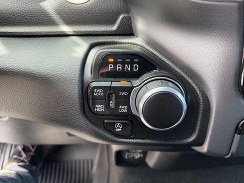 Used 2022 RAM 1500 Big Horn AWD/4WD image 21