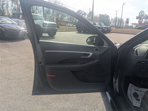 Used 2023 Hyundai Sonata SEL Plus image 14