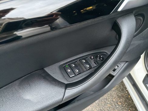 Used 2017 BMW X1 xDrive28i image 36
