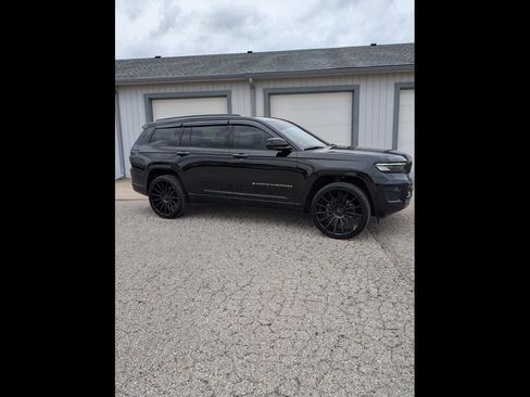 Used 2022 Jeep Grand Cherokee L Overland AWD/4WD image 1