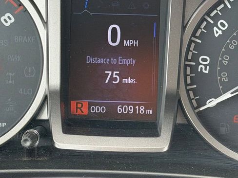 Used 2019 Toyota Tacoma SR5 image 23