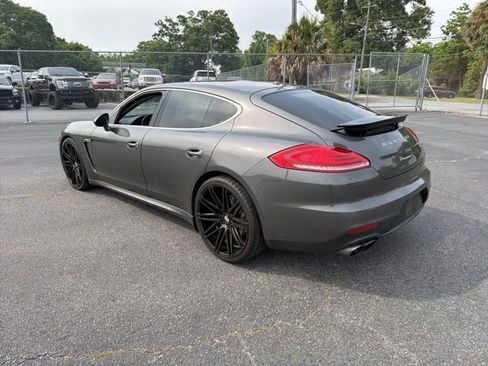 Used 2014 Porsche Panamera S RWD image 2
