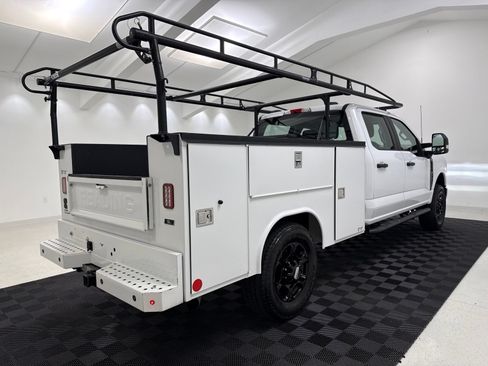 Used 2023 Ford F250 XL w/ STX Appearance Package AWD/4WD image 11