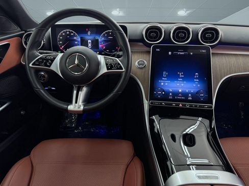 Used 2023 Mercedes-Benz C 300 Sedan image 29