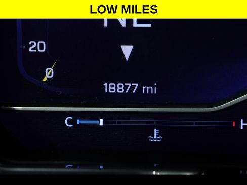 Used 2023 Chevrolet Silverado 1500 LT image 4