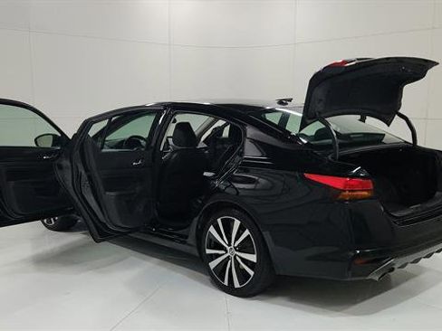 Used 2021 Nissan Altima 2.5 SR image 10